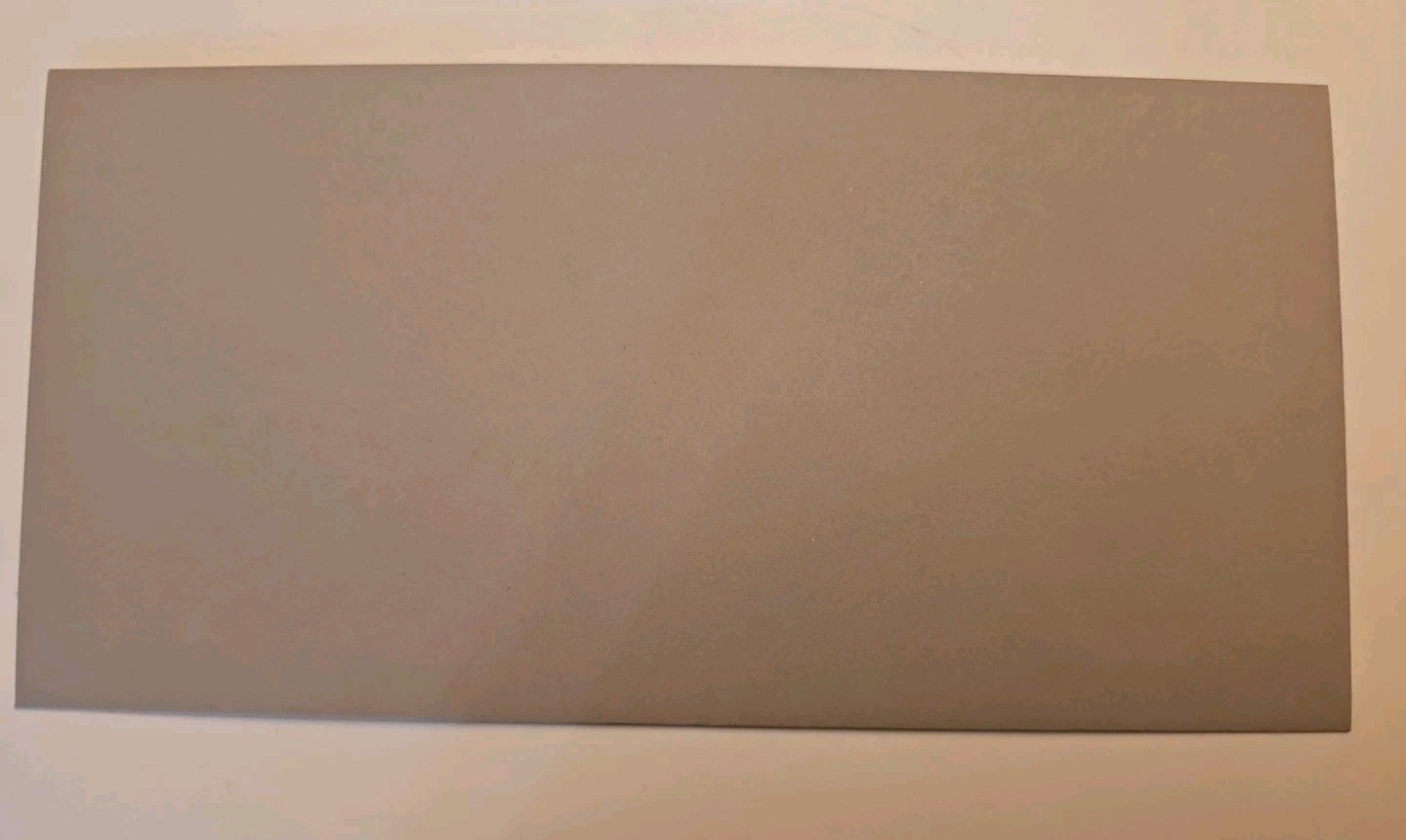 80 lb 4 1/8″ x 8 3/8″ Square Flap Envelope Lichen 50 Pack