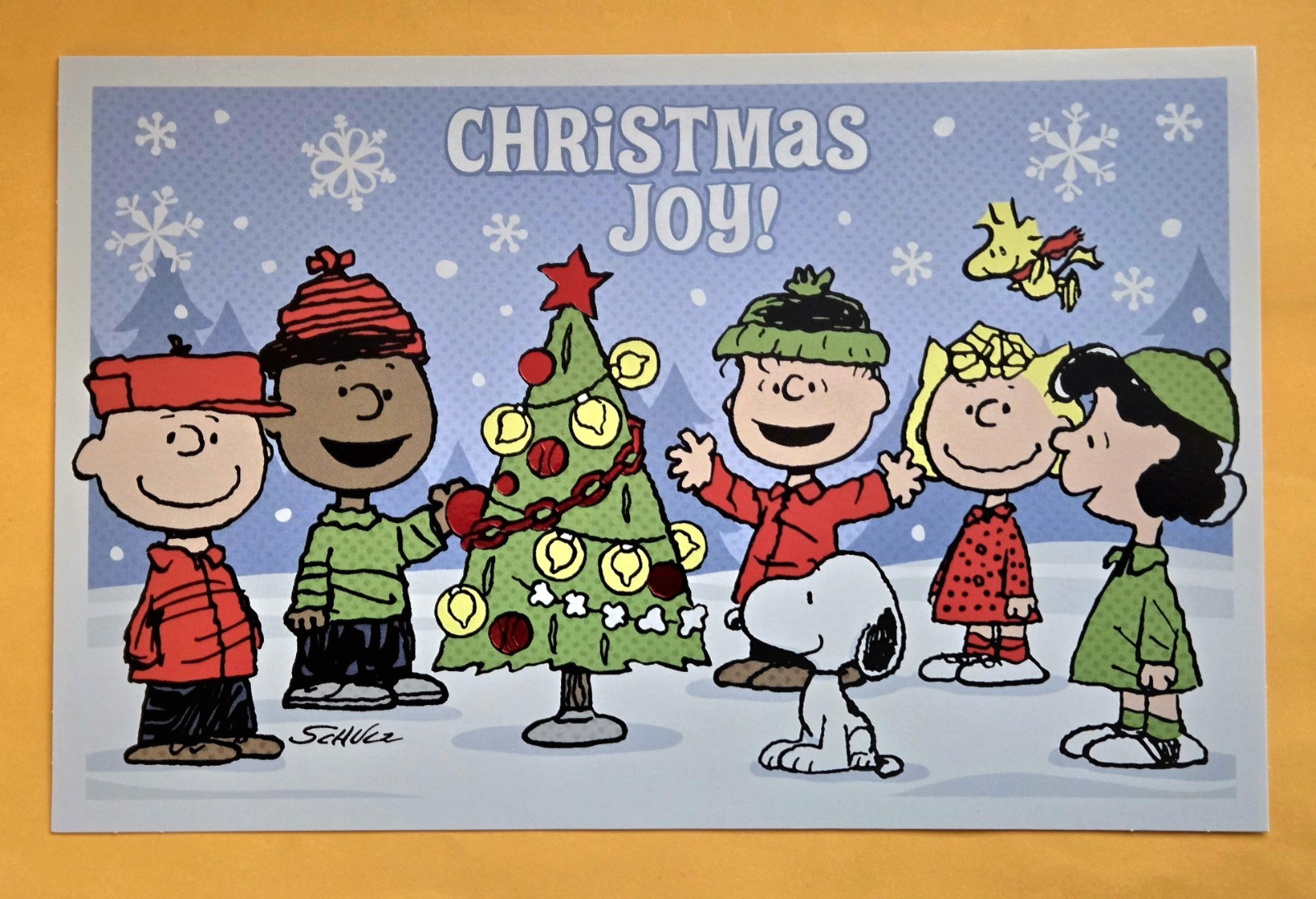 Peanuts “Snoopy & Friends” Merry Christmas Greeting Card (+Envelope 5×7.6″)