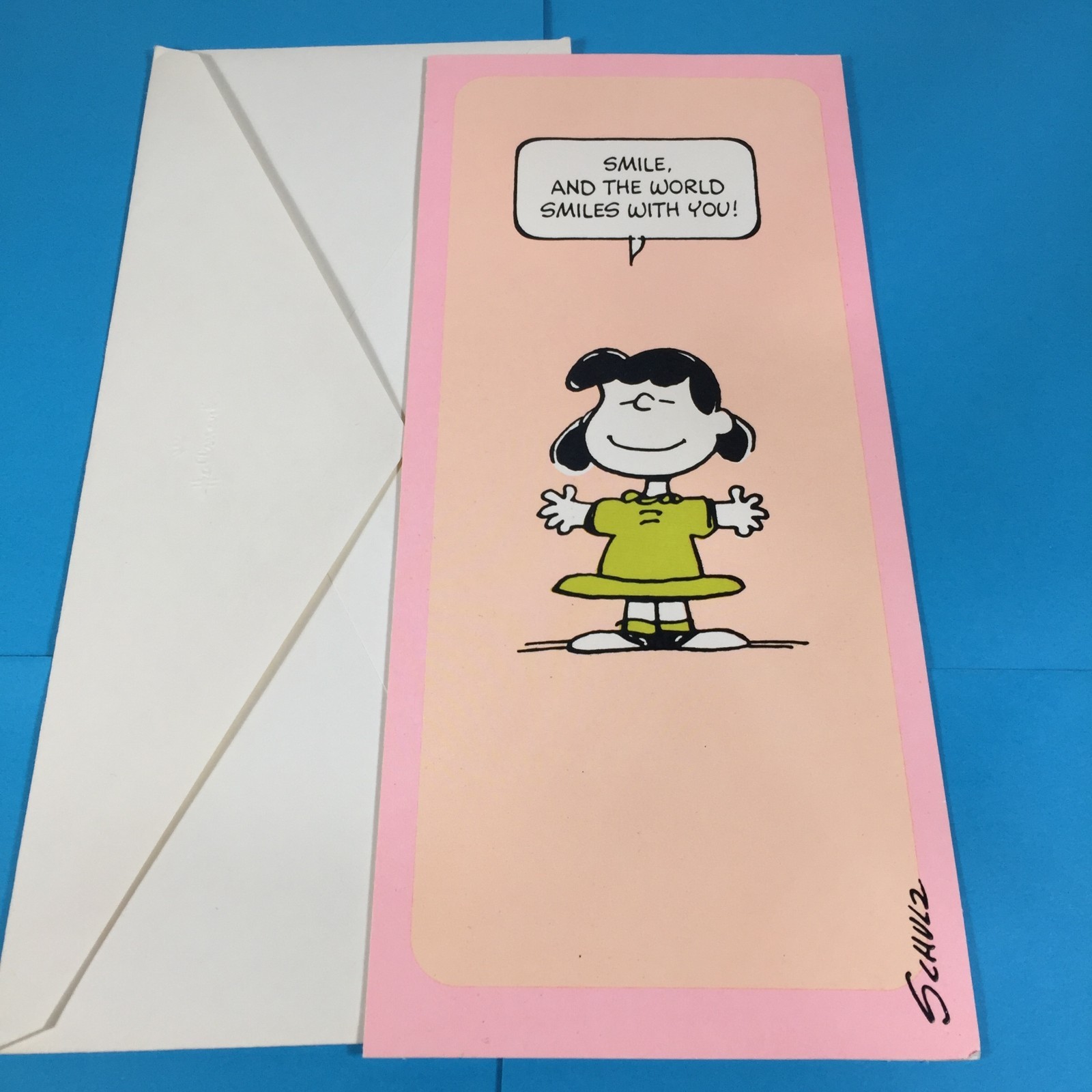 Lucy “Smile-World Smiles” Greeting Card – Hallmark 1980’s-Vintage Peanuts