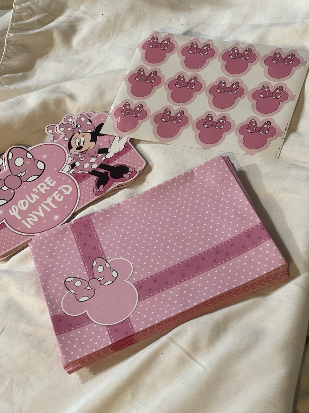 Minnie Mouse Disney Classic Birthday Party Deluxe Invitations 20 Cards 12 Sticke