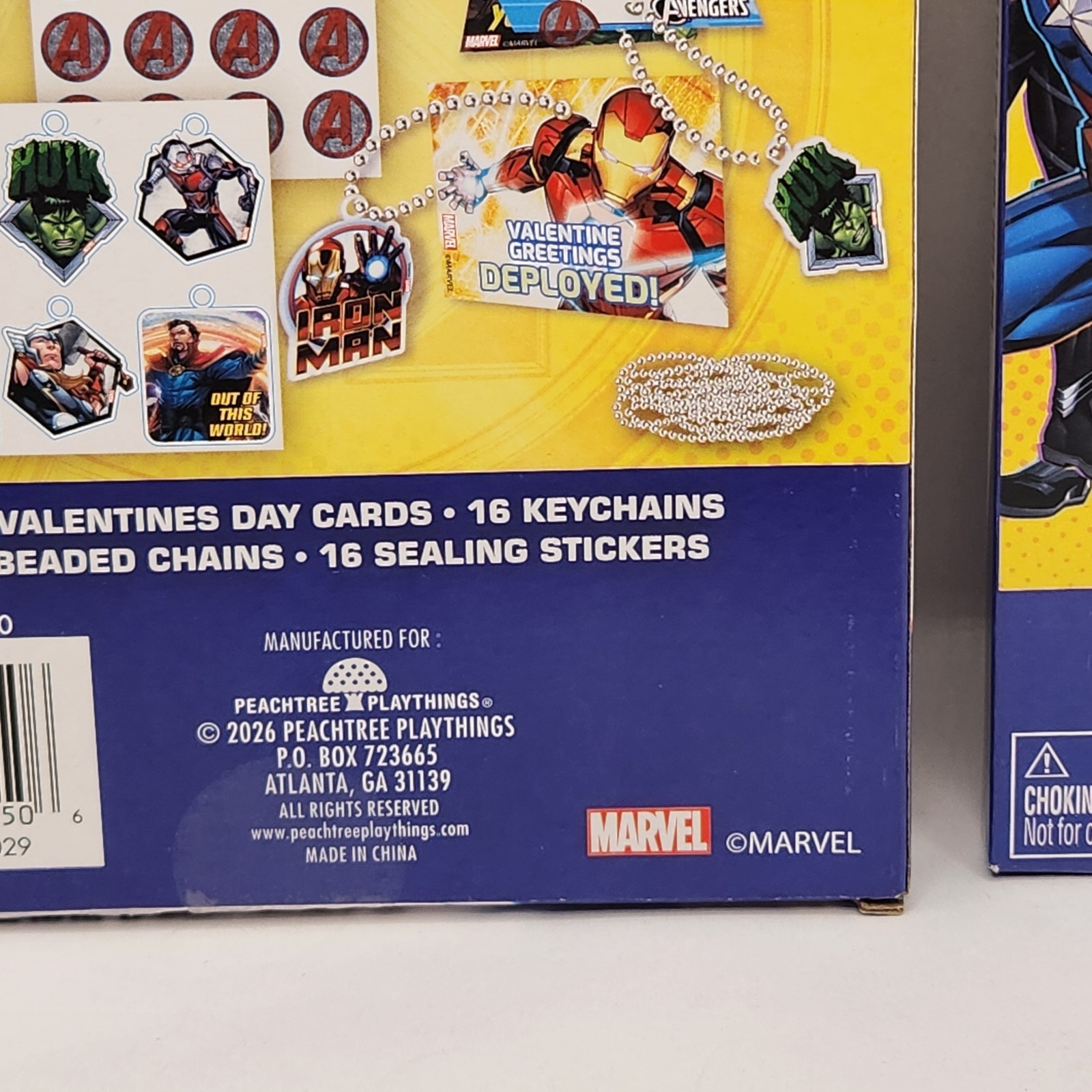 Marvel Avengers Valentines Day Cards 16 Lot Of 2 Kids Beaded Keychain Set
