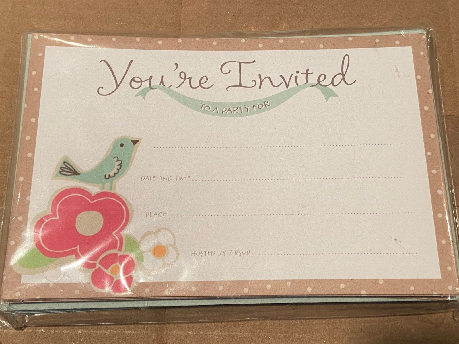 1 Pack of 20 American Greetings Fill In Party Invitations *NEW* r1