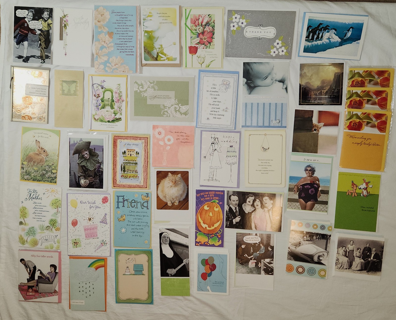 Mixed Lot of 40 Contemporary Greeting Cards with Envelopes, Unused and Pristine