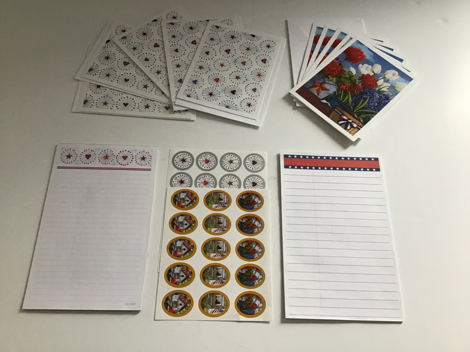 5 Patriotic Veterans Floral + 5 Red, White & Blue Hearts Cards w/ 10 Envelopes