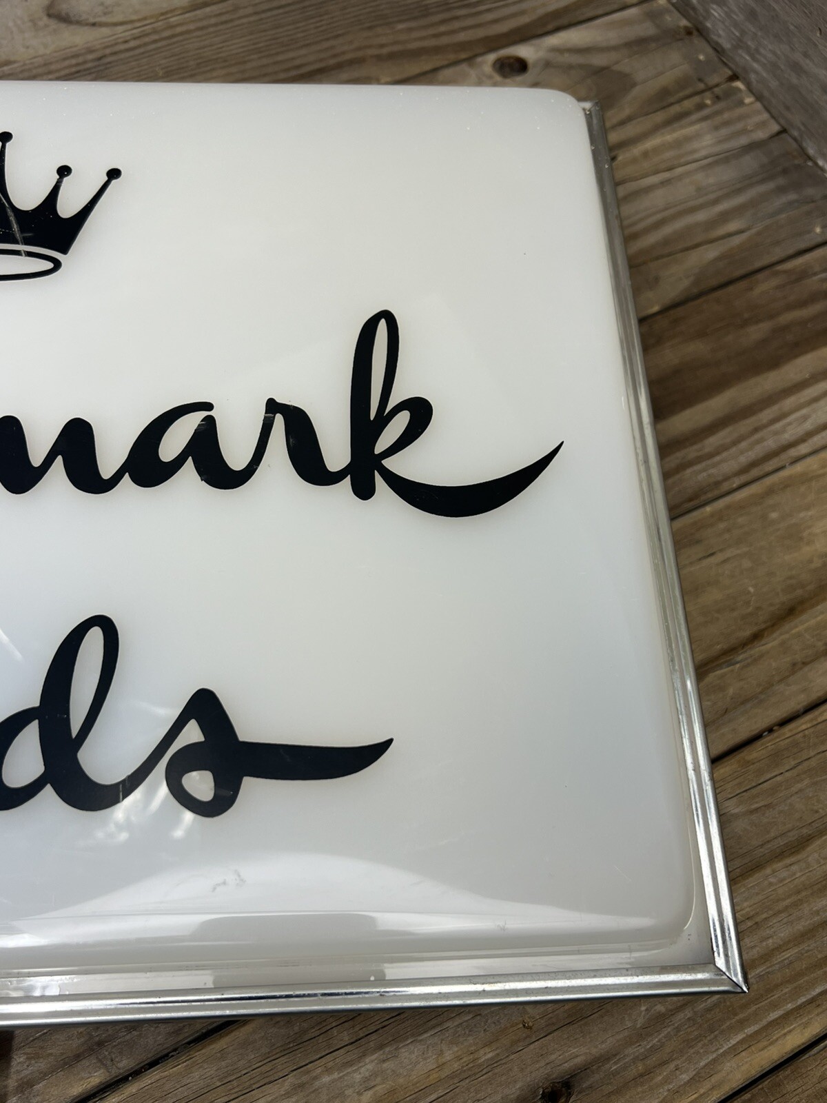 RARE AS-IS Not Working Untested No Bulb Hallmark Plastic Light Up Sign No Cracks