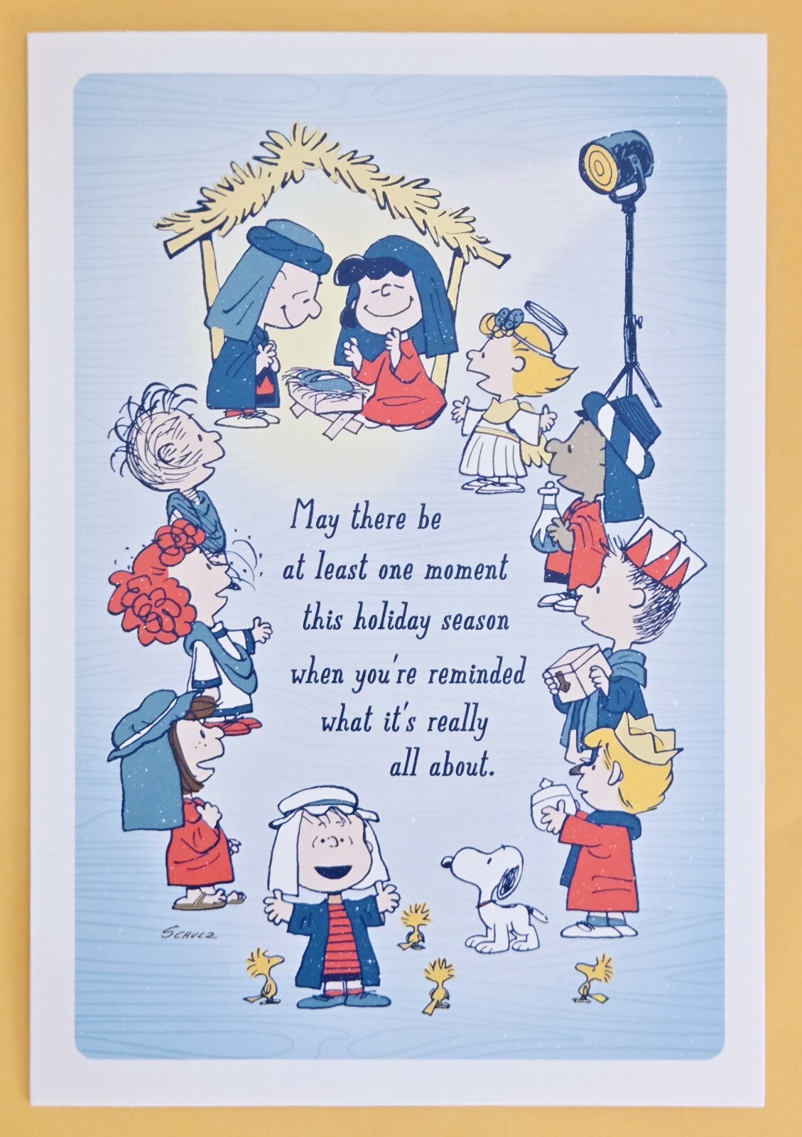 Peanuts “Snoopy & Friends” Merry Christmas Greeting Card (+Envelope 5×7″).