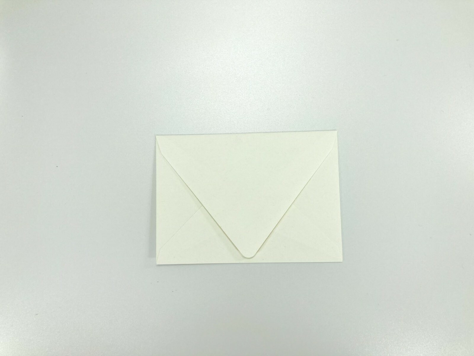 A1 White Recycled Envelopes Contour Euro Flap Case of 25, 50, 250, or 1000