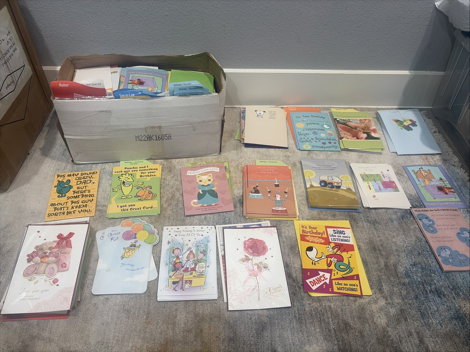 Lot Of Over 300 Mixed Greeting Cards With Envelopes – (Read Description)
