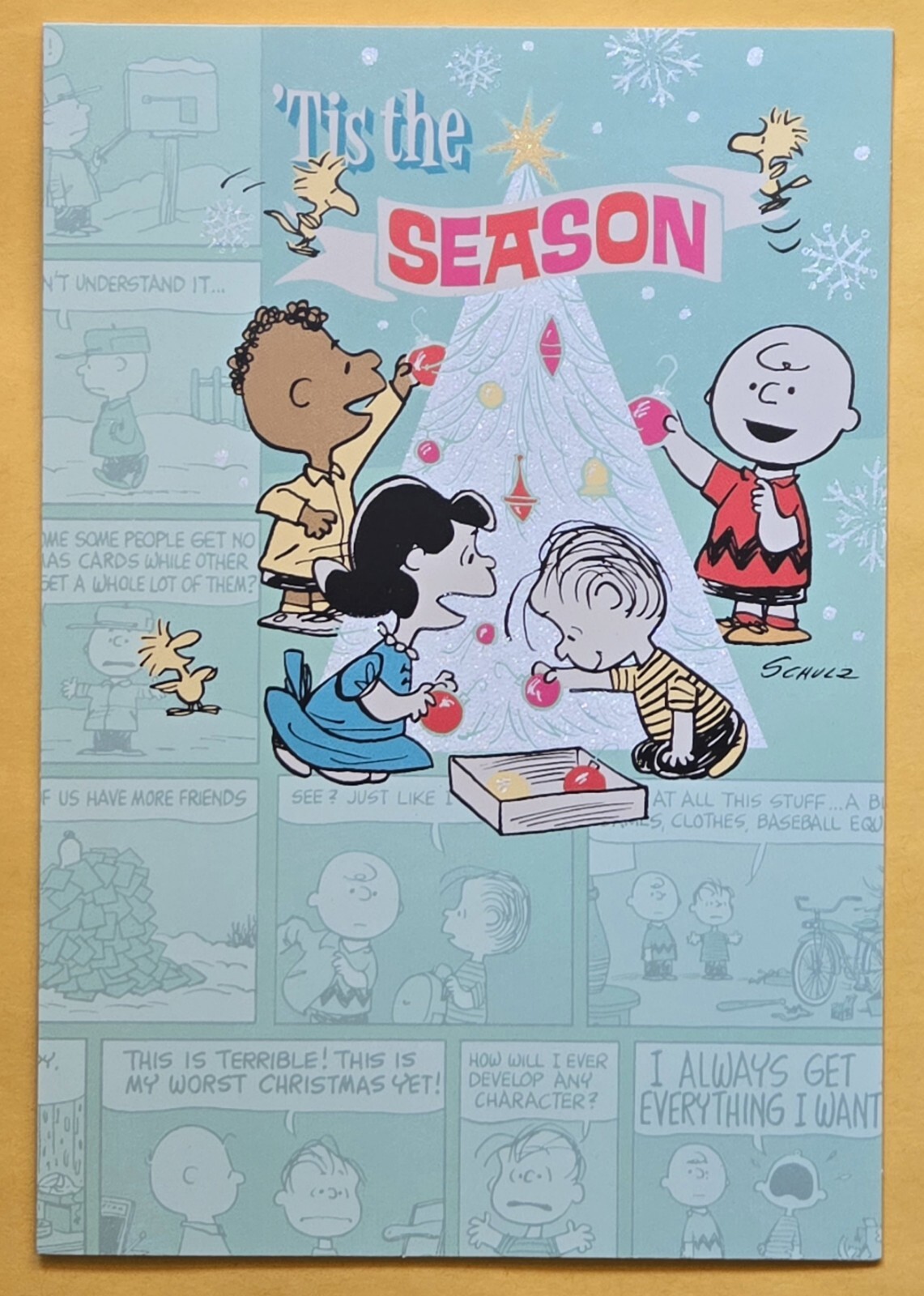 Peanuts “Snoopy & Friends” Merry Christmas Greeting Card (+Envelope 5×7″).