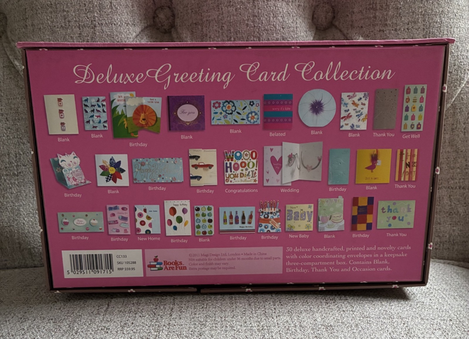 ❤️ Boxed set of 21 Deluxe greeting cards & envelopes in a Reusable storage box