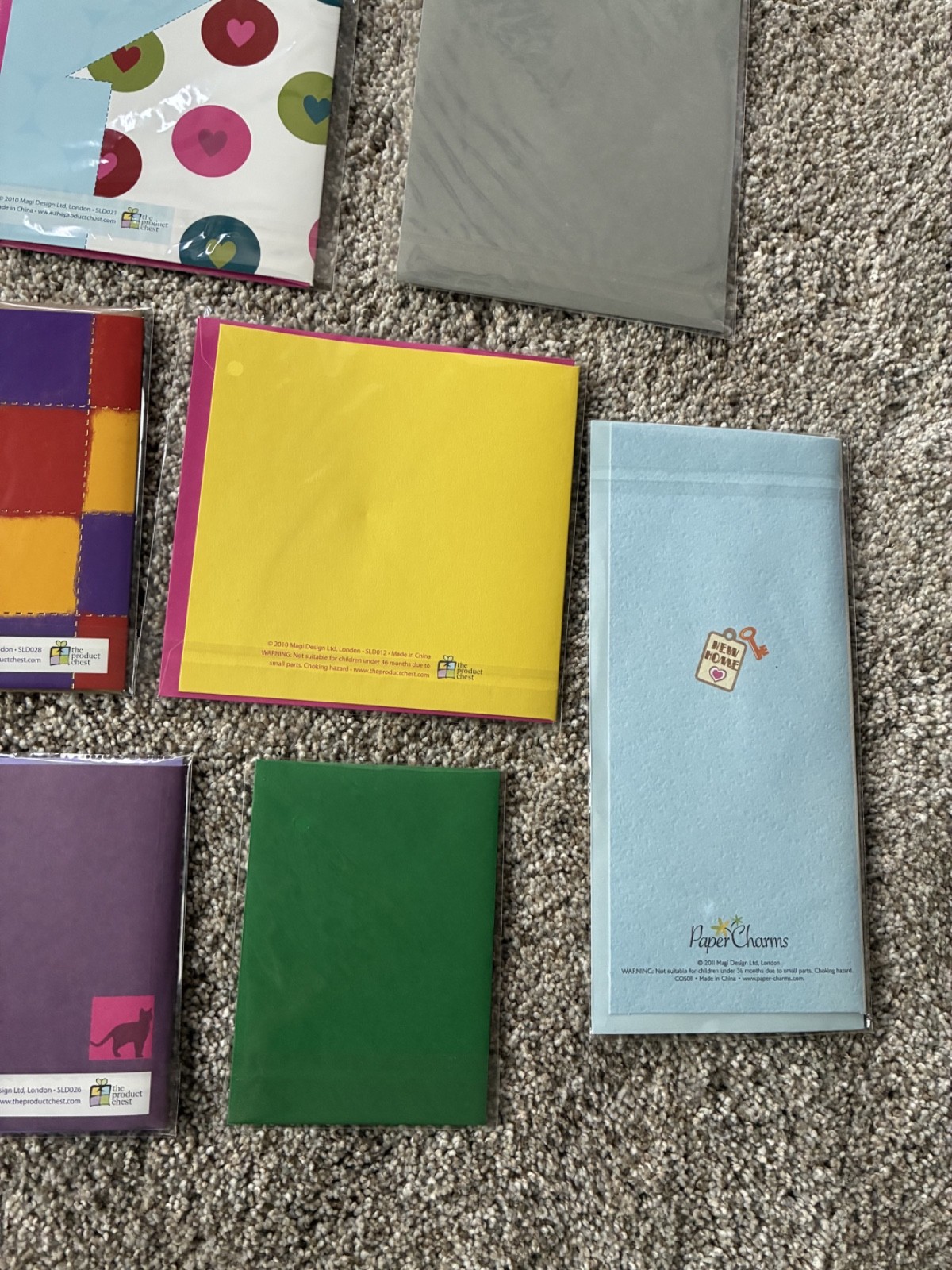 ❤️ Boxed set of 21 Deluxe greeting cards & envelopes in a Reusable storage box