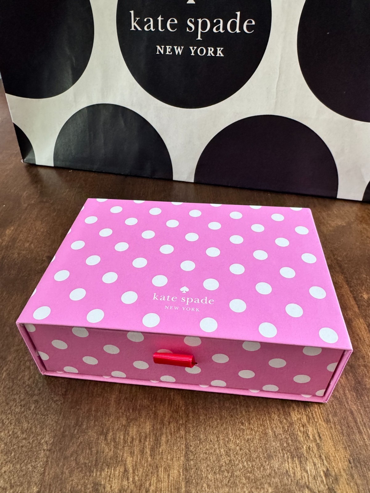 Kate Spade Note Cards with Envelopes 12 Pc Set NEW Pink Dot Print Stationary