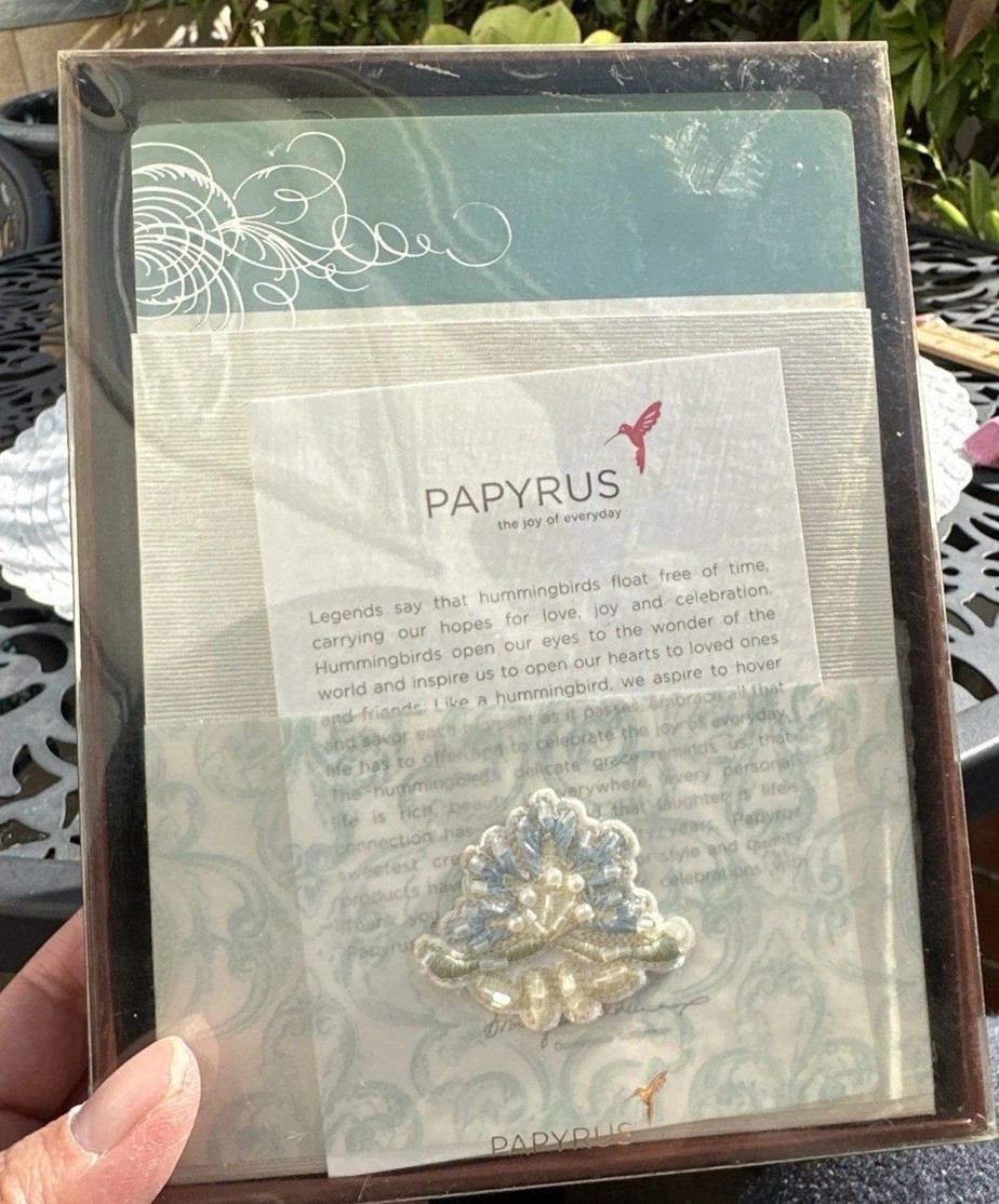 Papyrus 8 Blank Invitation Cards & 8 Lined Envelopes Blue Embroidered Patch NOS