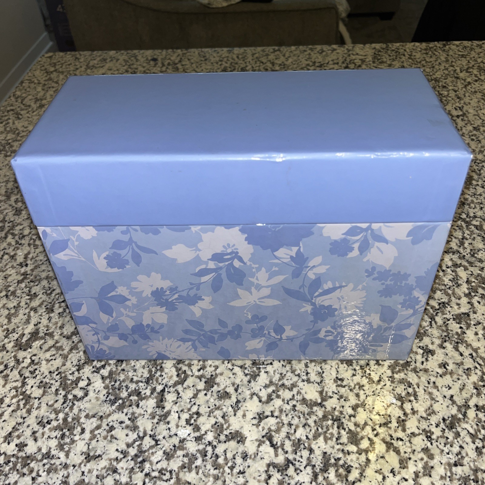 NEW Vintage Hallmark Blue Floral Greeting Card Organizer Box w Hinged Lid 7.5″ H