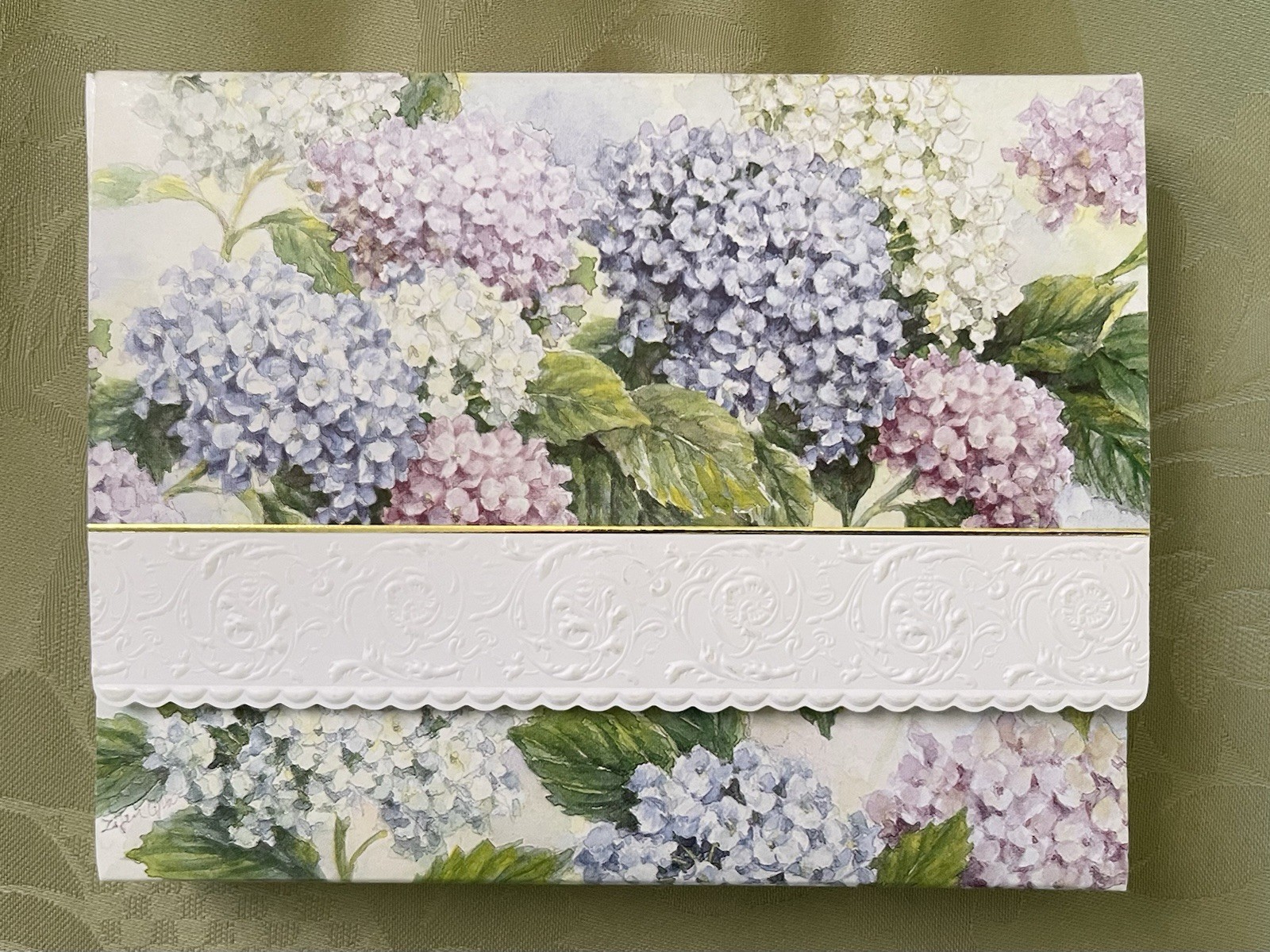 Carol Wilson Hydrangea Boxed Embossed 4×5″ Blank Note Card Set
