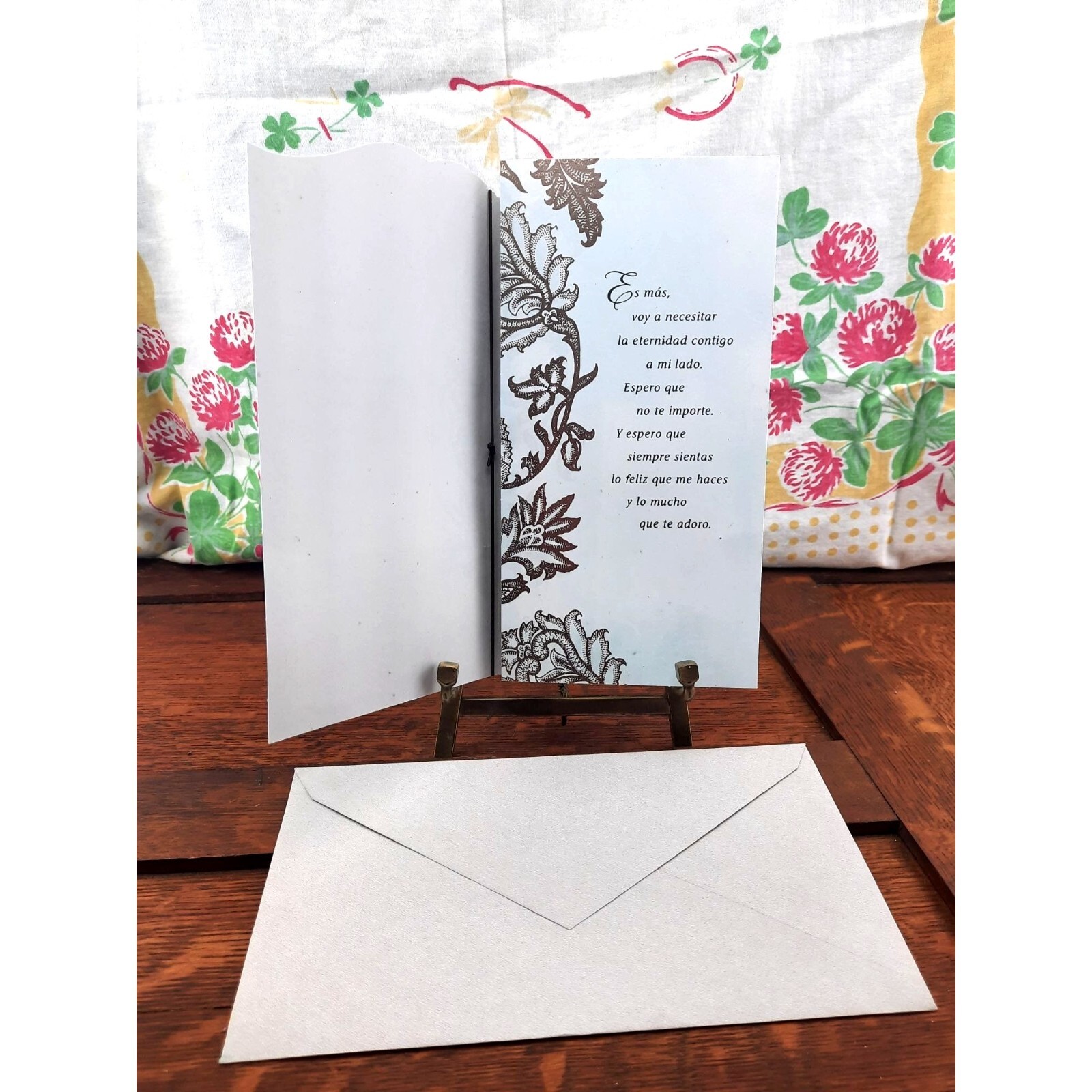 Hallmark Vida Spanish Mother’s Day Beaded Floral Embossed Foil Cut Out New with