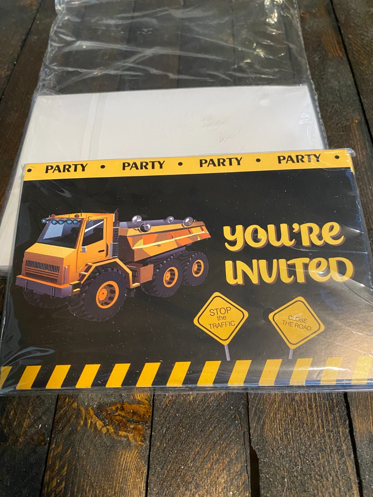 Builder Construction Birthday Party Invitation 30 Cards With 30 Envelopes