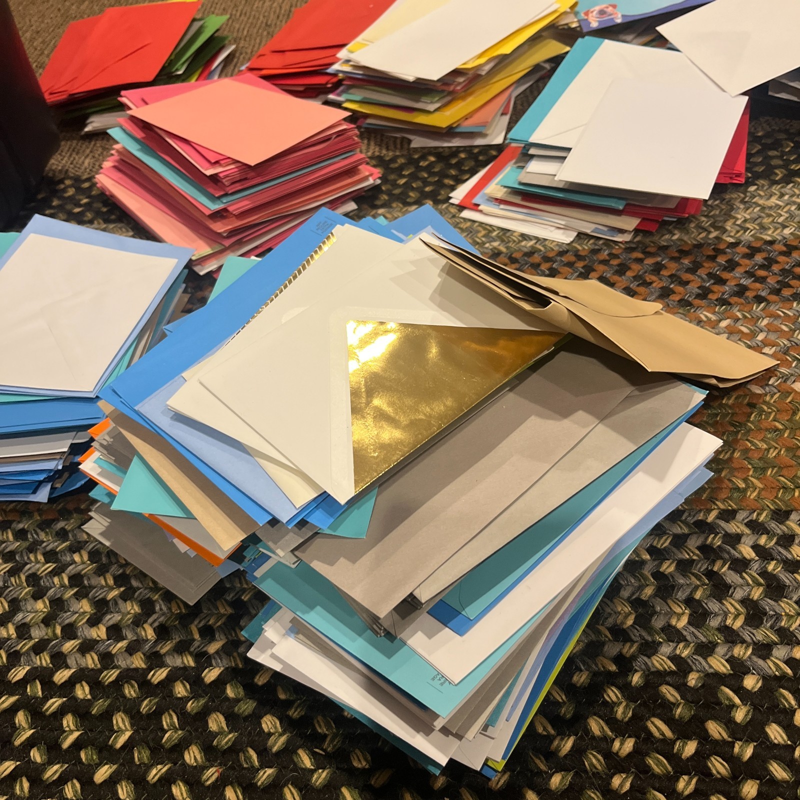 READ DESCRIPTION Huge Lot Of Cards And Envelopes Mixed Holidays And Birthdays