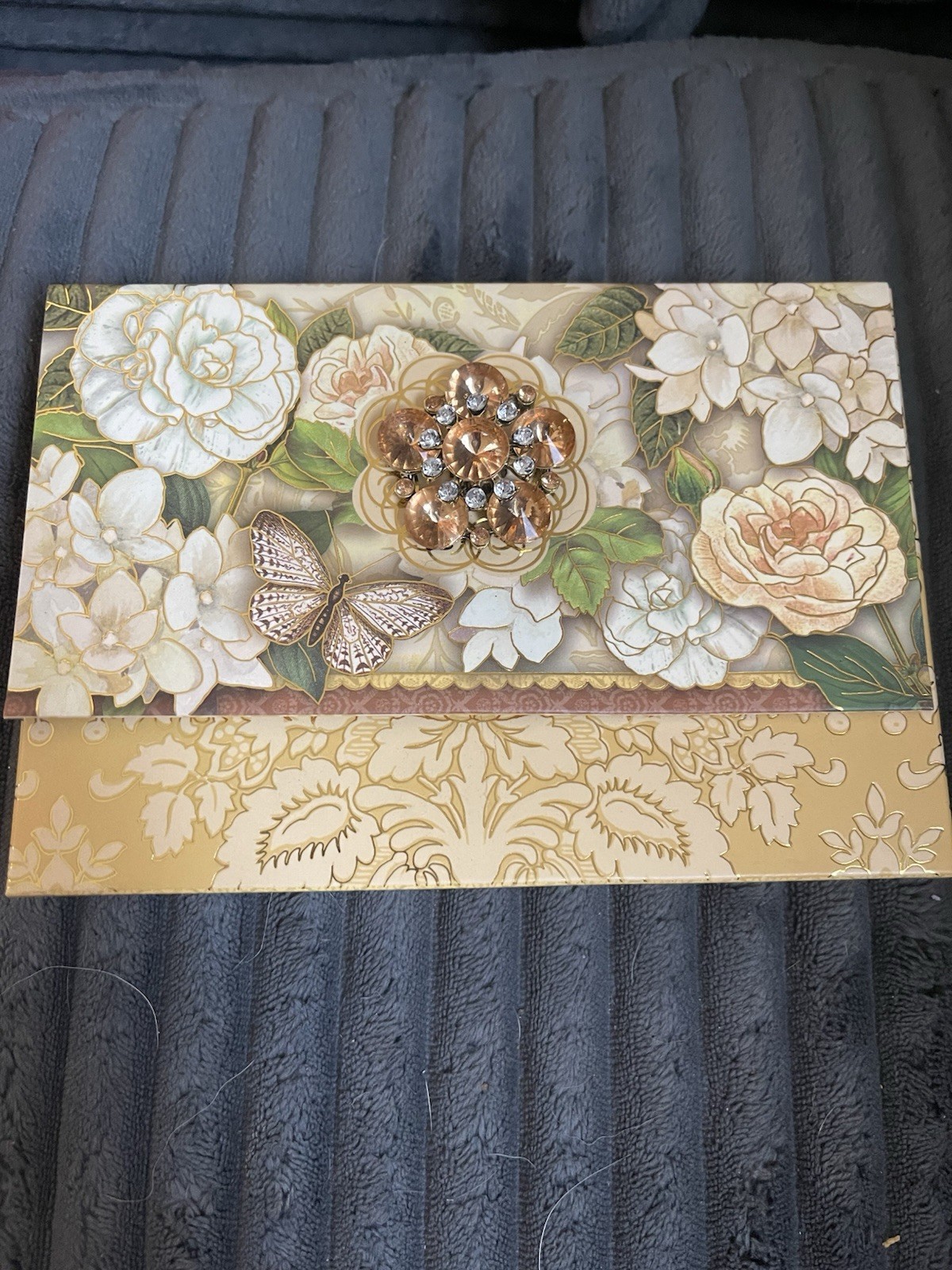 Punch Studio Brooch 10 Cards/Envelopes Vtg Style Golden/White Floral/Butterfly