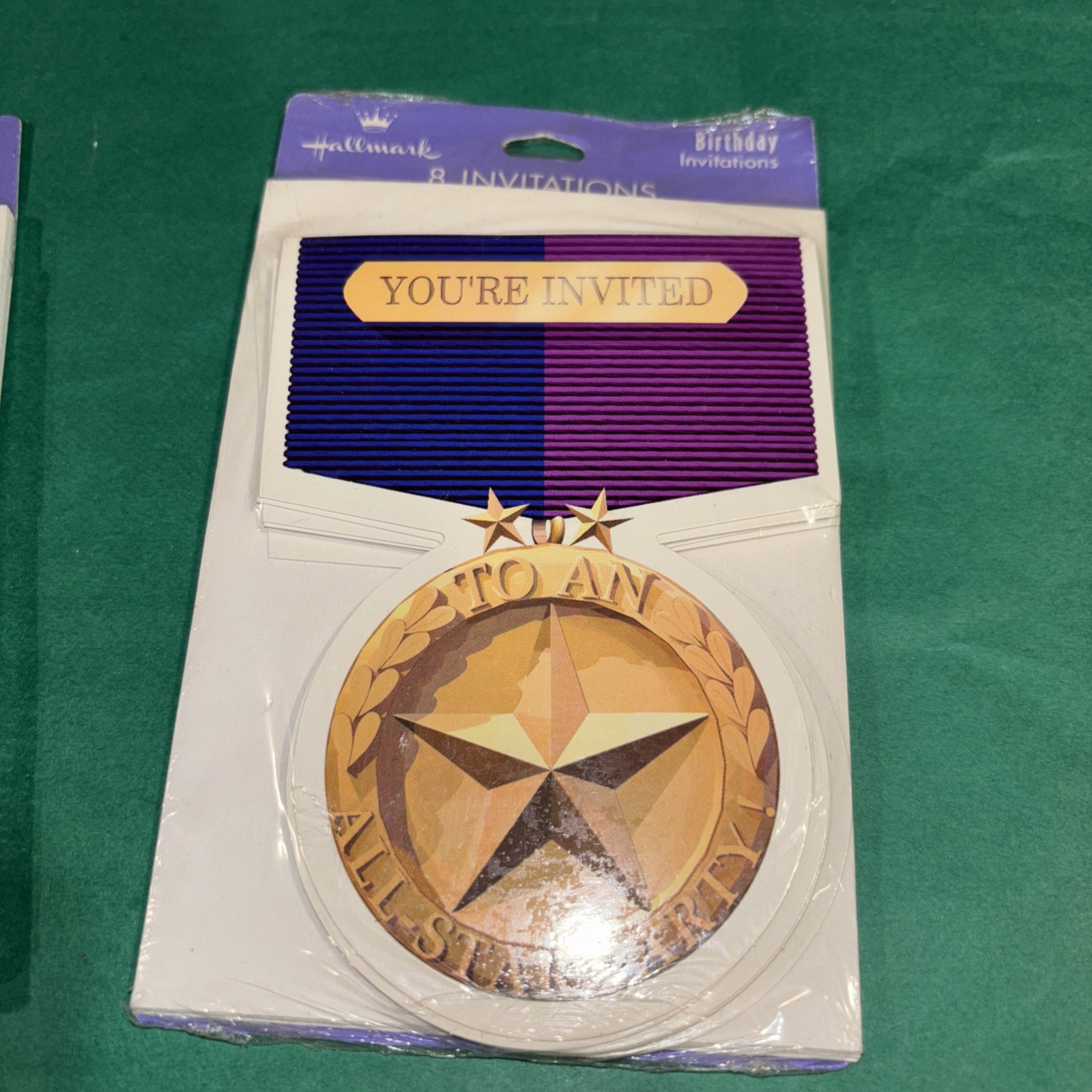 NIP Set of 8 Hallmark Invitations “You’re Invited To An All Star Party”, Medal